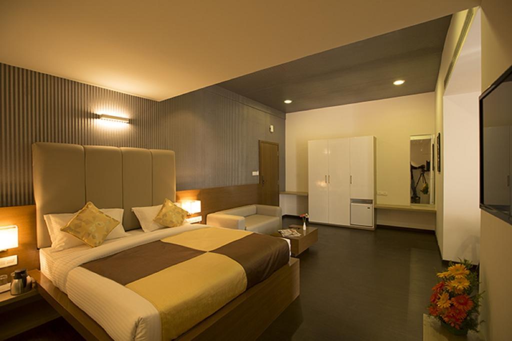 Vinaya Royal Inn Kammasandra Zimmer foto